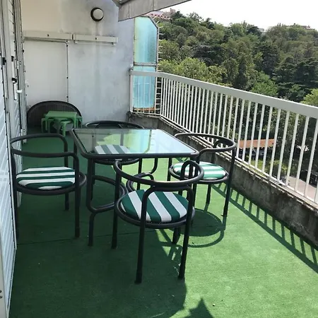 Attico Vista Mare Apartment